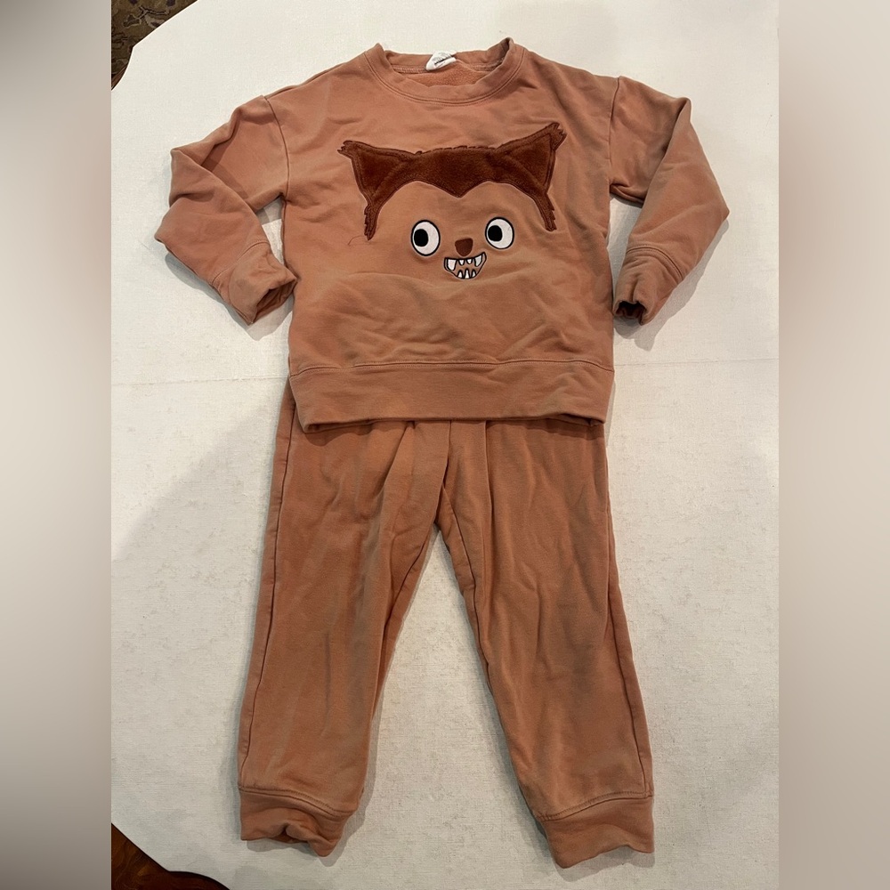Birdie Bean Brown furry Werewolf sweat suit Set. Adorable Monster Design!